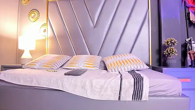 BrendaAdams  online show from 07.07.26