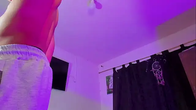 Snapshot of visaelX chatting on 12.13.24 visaelX online show from 12.13.24