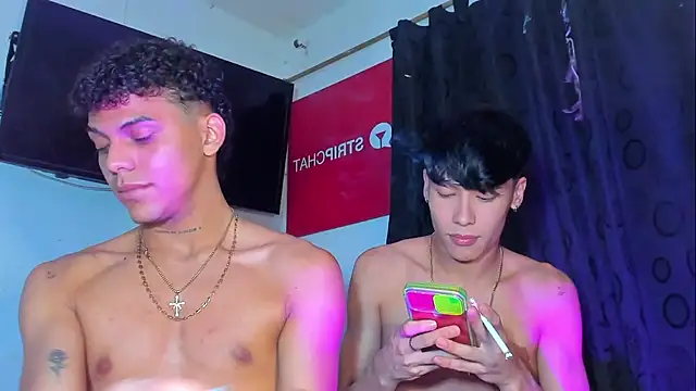 Snapshot of visaelX chatting on 01.02.25 visaelX online show from 01.02.25