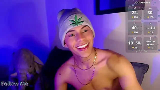 Snapshot of visaelX chatting on 03.11.25 visaelX online show from 03.11.25