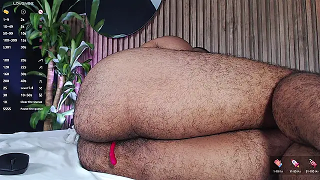 Snapshot of DilanJonnes_ chatting on 12.05.24 DilanJonnes  online show from 12.05.24