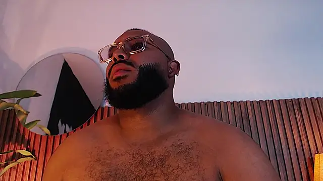 Snapshot of DilanJonnes_ chatting on 11.22.25 DilanJonnes online show from 11.22.25