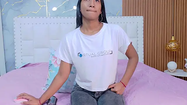 indianschoolgirl online show from 11.04.25