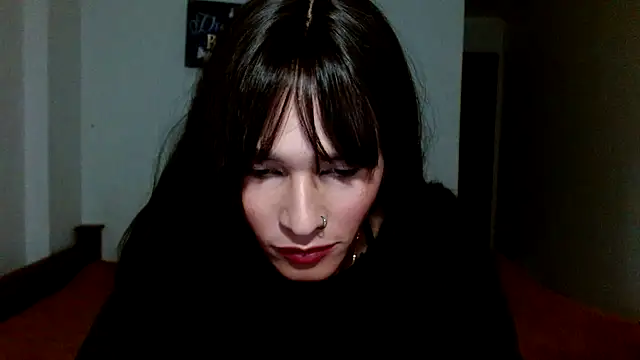 Snapshot of carolinemiller7 chatting on 01.14.25 carolinemiller7 online show from 01.14.25