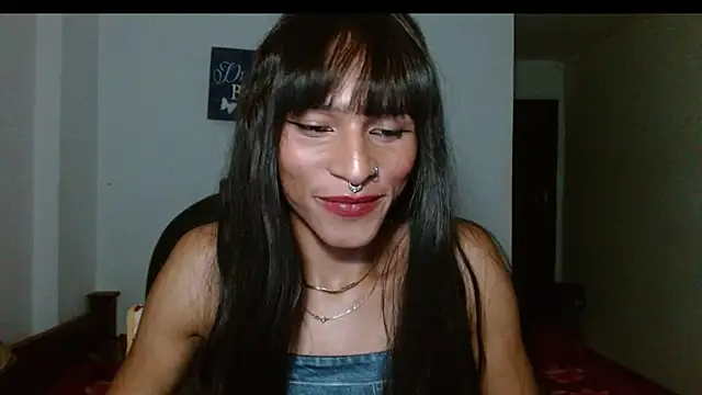 Snapshot of carolinemiller7 chatting on 01.29.25 carolinemiller7 online show from 01.29.25