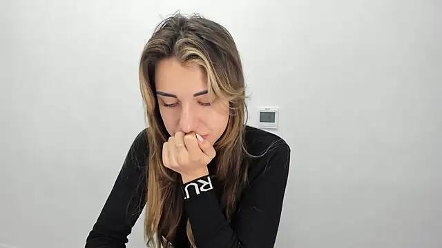 Summmmersky online show from 01.25.25