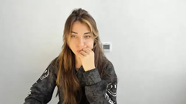 Summmmersky online show from 02.26.25