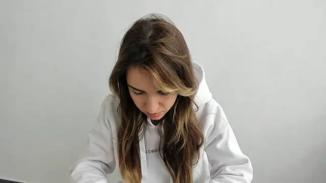 Summmmersky online show from 03.17.25