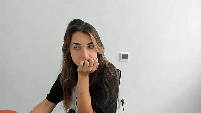 Summmmersky online show from 10.27.25