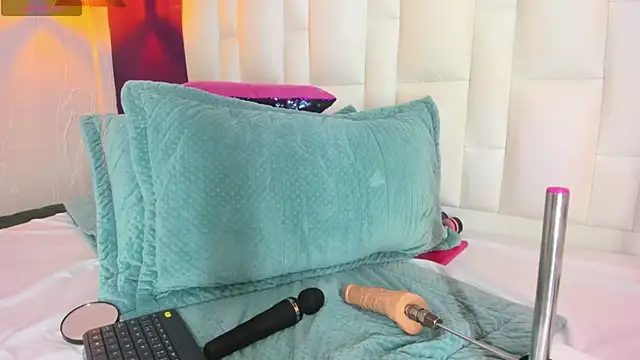 Abbyadams online show from 01.24.25