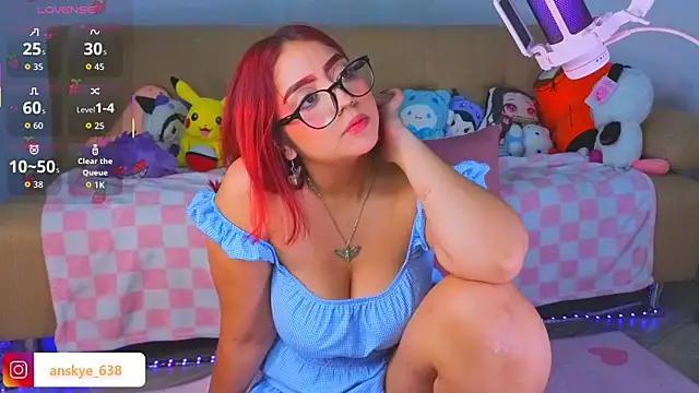 AnngelaSkye online show from 10.16.25