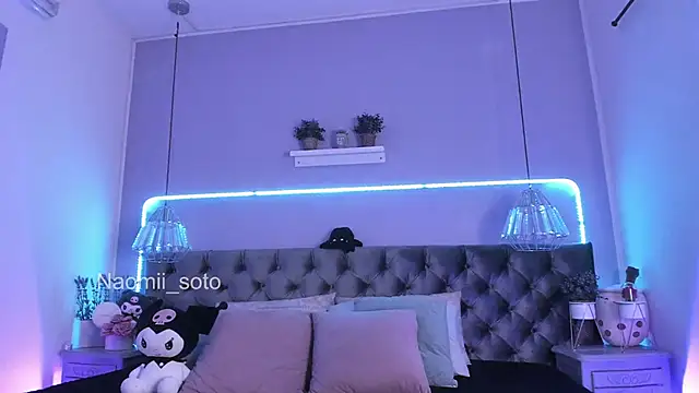 Snapshot of Naomii_Soto chatting on 03.18.25 Naomii Soto online show from 03.18.25