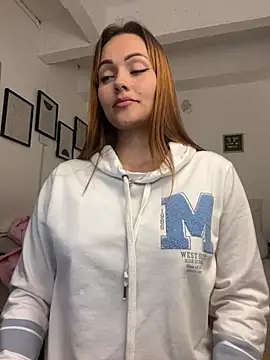 Miss-Abbii online show from 01.18.25