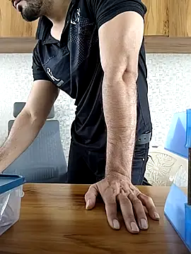 indianguy89 online show from 04.04.26