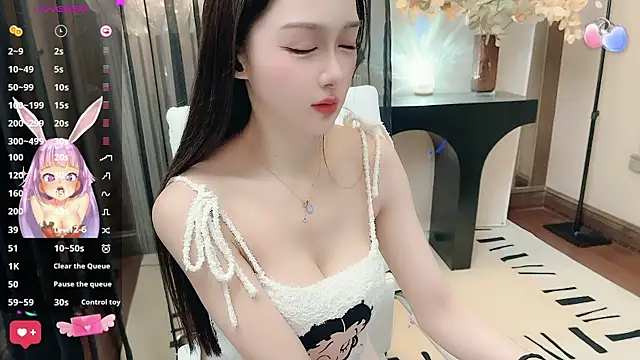 Snapshot of Aisi-20 chatting on 12.11.24 Aisi-20 online show from 12.11.24