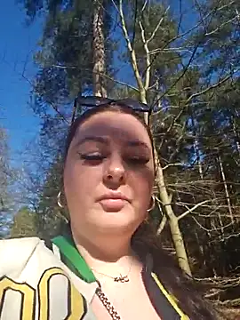 Britishbella online show from 03.18.25