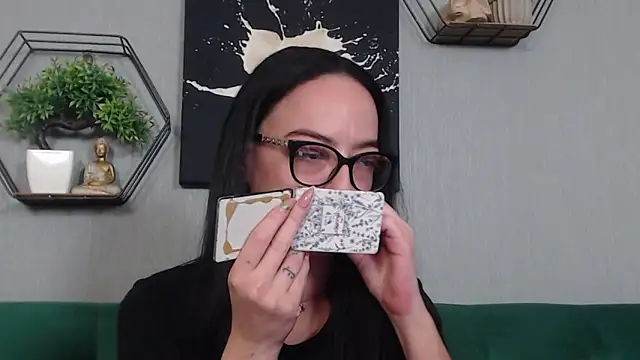 Snapshot of IzabelllNoir chatting on 02.06.26 IzabelllNoir online show from 02.06.26