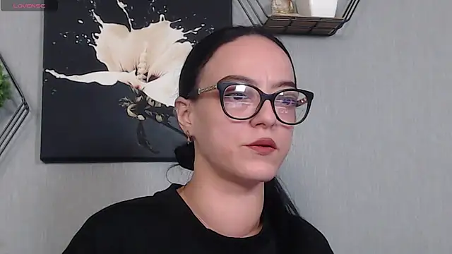 Snapshot of IzabelllNoir chatting on 04.08.26 IzabelllNoir online show from 04.08.26
