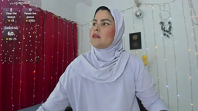 AishaAmin  online show from 01.12.26