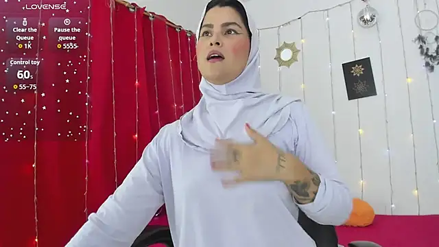 AishaAmin  online show from 01.17.26