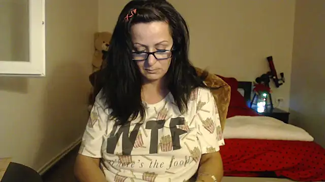 Snapshot of YourDreamLoverr chatting on 01.16.25 YourDreamLoverr online show from 01.16.25