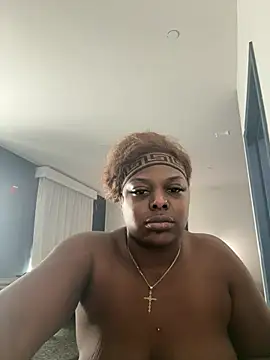 Snapshot of JoWheelsss chatting on 02.26.26 JoWheelsss online show from 02.26.26