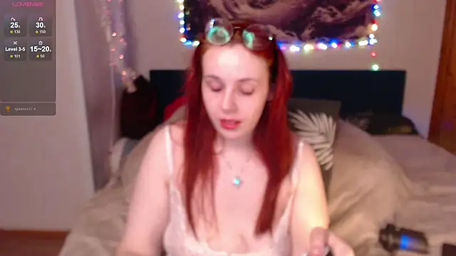 Snapshot of VanessaLincum chatting on 12.25.24 VanessaLincum online show from 12.25.24