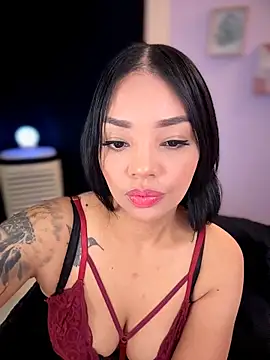 Sara LipsX online show from 03.04.26