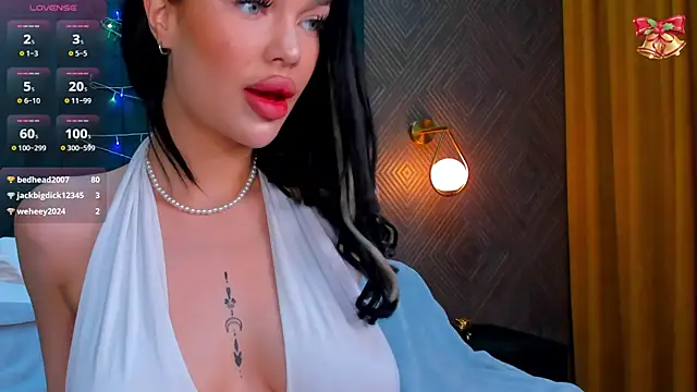 Snapshot of Angel_Sapphire_ chatting on 12.27.24 Angel Sapphire online show from 12.27.24