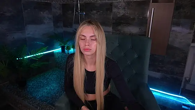 ChloeBrightt online show from 11.07.25