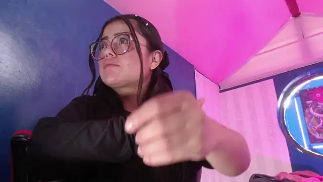 vitoria23  online show from 06.25.26