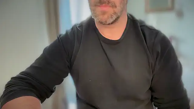 Mr Beef online show from 12.20.25