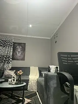 Snapshot of Bootyfulbarbiie chatting on 01.17.25 Bootyfulbarbiie online show from 01.17.25