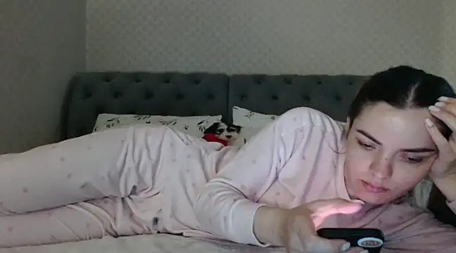 Snapshot of _JustmeHere_ chatting on 01.22.25 JustmeHere online show from 01.22.25