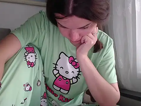  JustmeHere  online show from 10.30.25