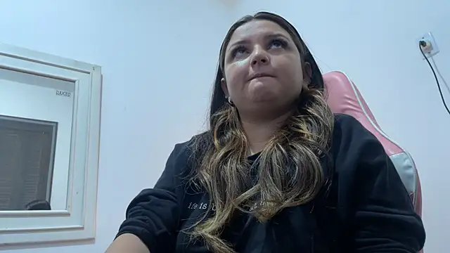 SweetPaige  online show from 10.22.25