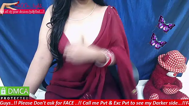 Snapshot of _mOOn_light_ chatting on 01.01.25 mOOn light online show from 01.01.25