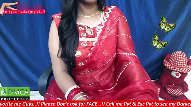 Snapshot of _mOOn_light_ chatting on 01.04.25 mOOn light online show from 01.04.25