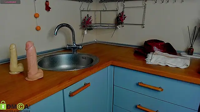 mira robinsonnn online show from 02.11.25