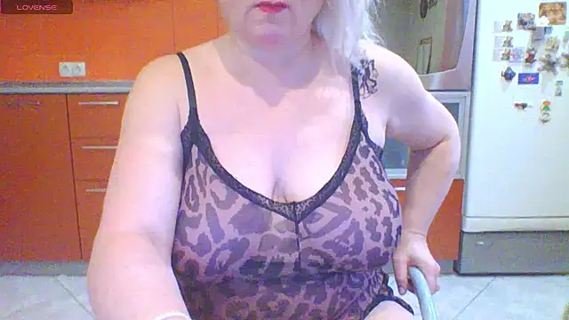 mira robinsonnn online show from 02.17.26