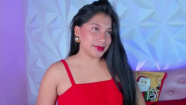 LinnaGardenia online show from 12.25.24