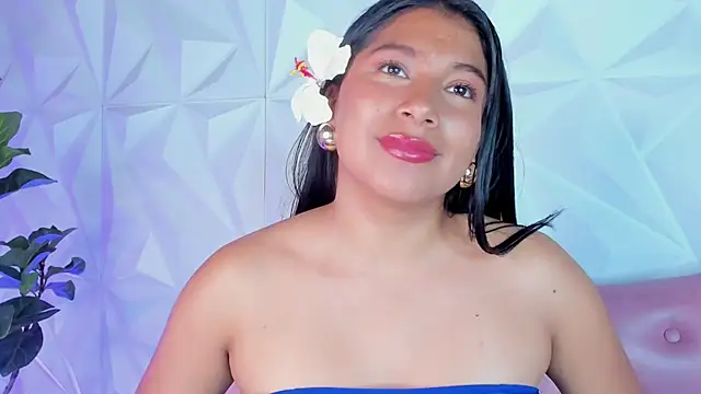 LinnaGardenia online show from 01.24.25