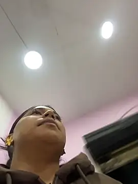 Snapshot of LinnaGardenia chatting on 02.07.26 LinnaGardenia online show from 02.07.26