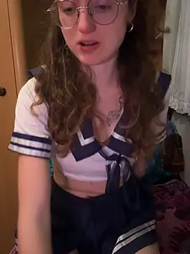 Snapshot of _foxygirl_ chatting on 04.30.26 foxygirl online show from 04.30.26