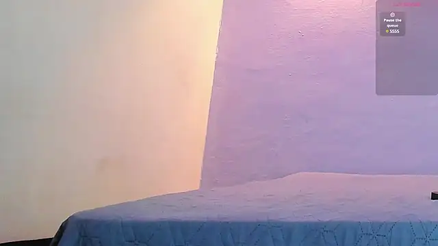 Sofia Clauss  online show from 02.09.25