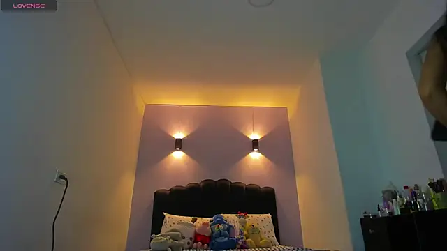 Snapshot of Sofia_Clauss_ chatting on 02.11.26 Sofia Clauss online show from 02.11.26