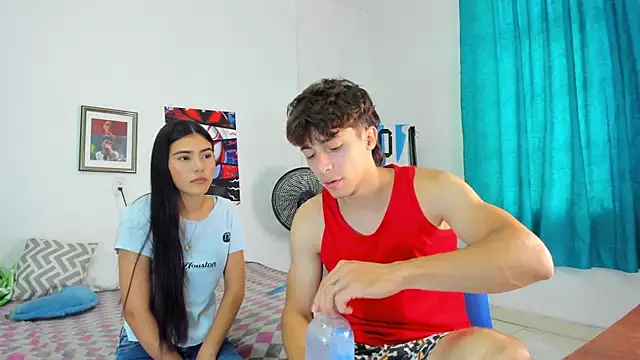 Snapshot of AlessandroDybala chatting on 06.30.26 AlessandroDybala online show from 06.30.26