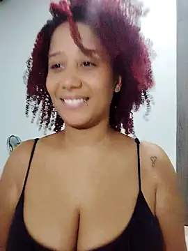 Snapshot of zandra_kiman chatting on 09.30.25 zandra kiman online show from 09.30.25