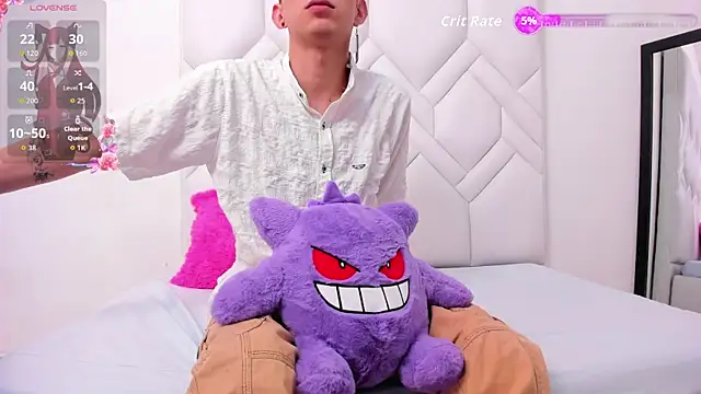 Snapshot of JeanRam18 chatting on 12.15.25 JeanRam18 online show from 12.15.25