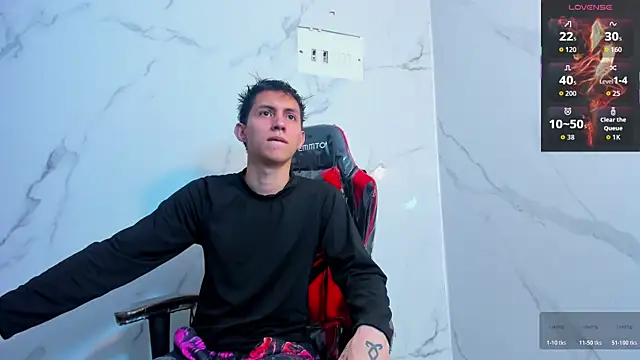 Snapshot of JeanRam18 chatting on 02.24.26 JeanRam18 online show from 02.24.26